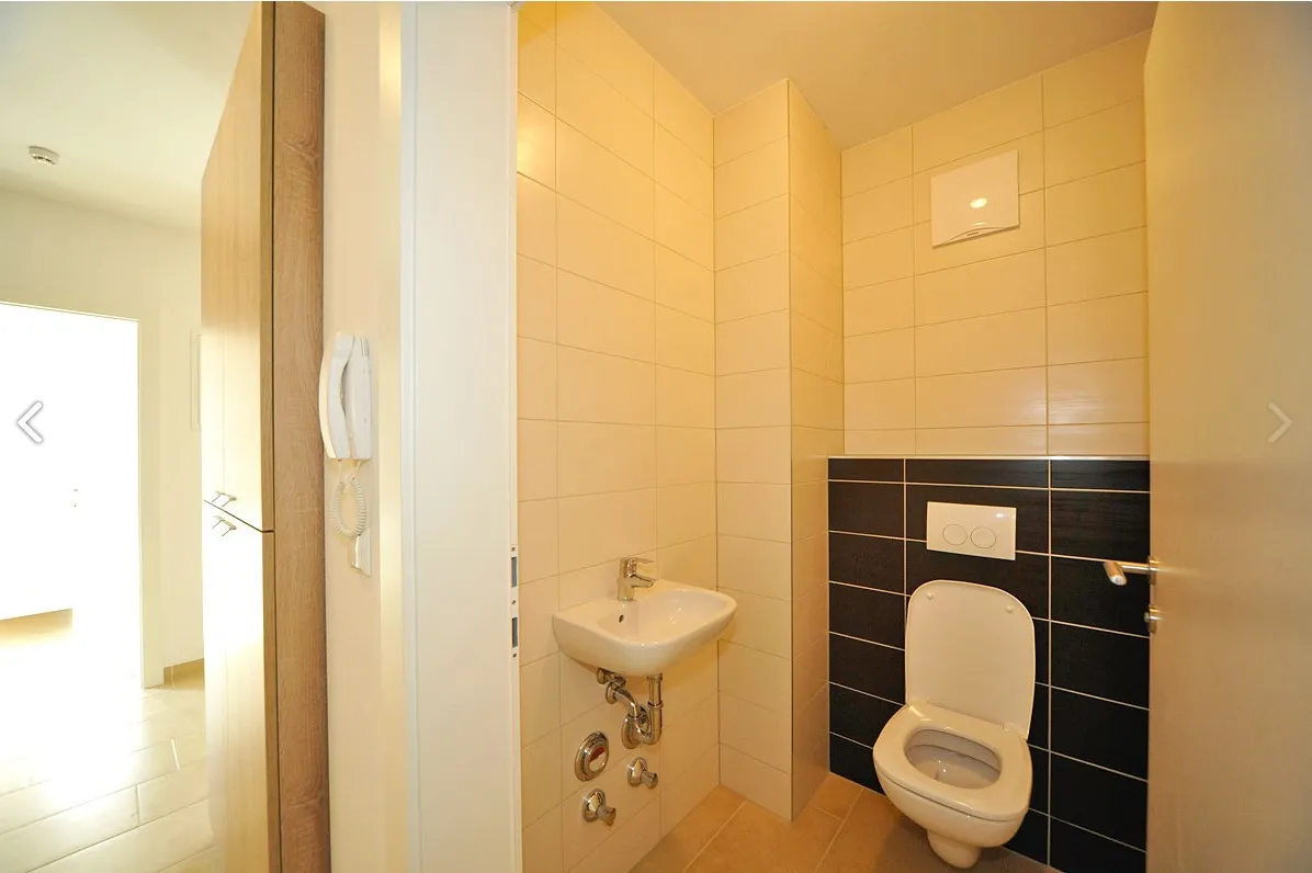 WC in Wohngemeinschaft für Monteure in Dresden